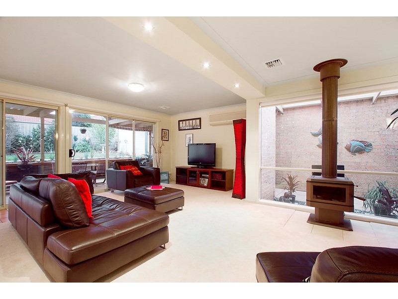 7 Furness Court, Berwick VIC 3806