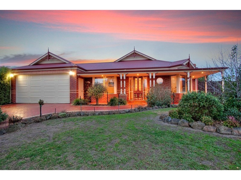 6 Vaucluse Street, Berwick VIC 3806