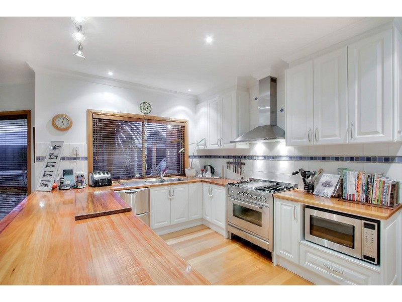 6 Vaucluse Street, Berwick VIC 3806