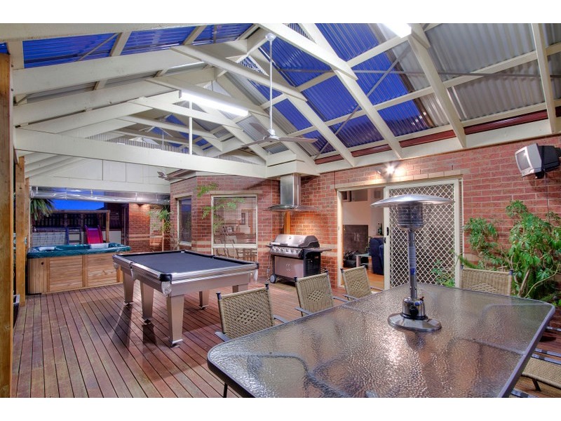 6 Vaucluse Street, Berwick VIC 3806