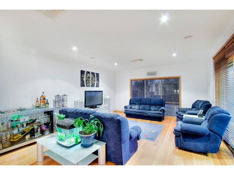 6 Vaucluse Street, Berwick VIC 3806