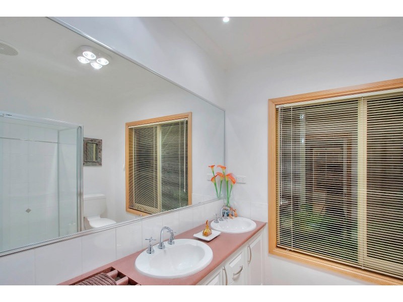 6 Vaucluse Street, Berwick VIC 3806