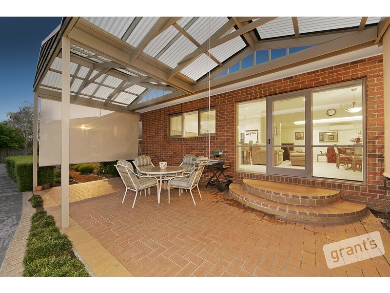 19 Milparinka Way, Berwick VIC 3806