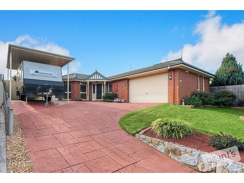 10 Allardice Parade, Berwick VIC 3806