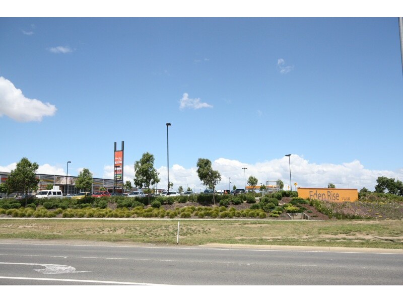 10 Wesson Way, Cranbourne East VIC 3977