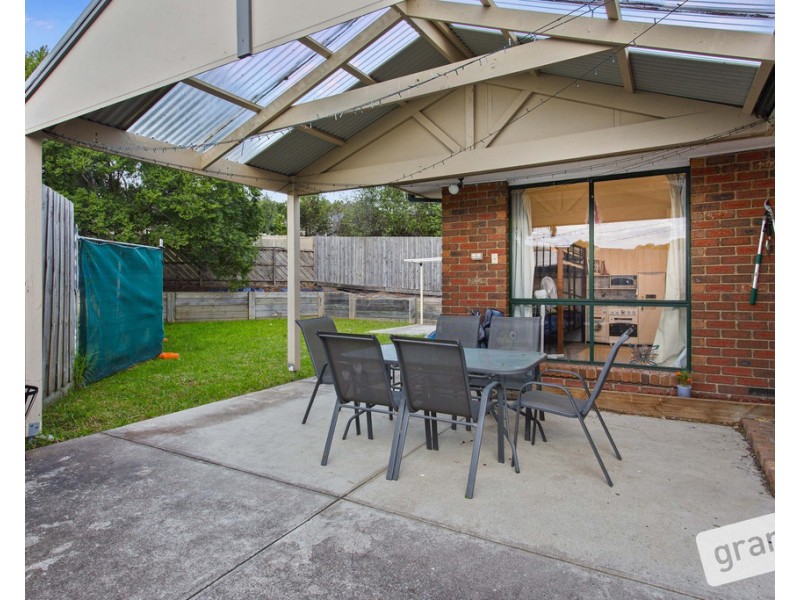 8 Kilfera Court, Narre Warren VIC 3805