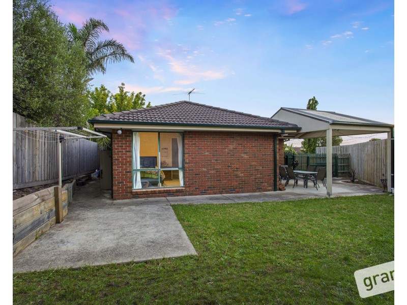 8 Kilfera Court, Narre Warren VIC 3805