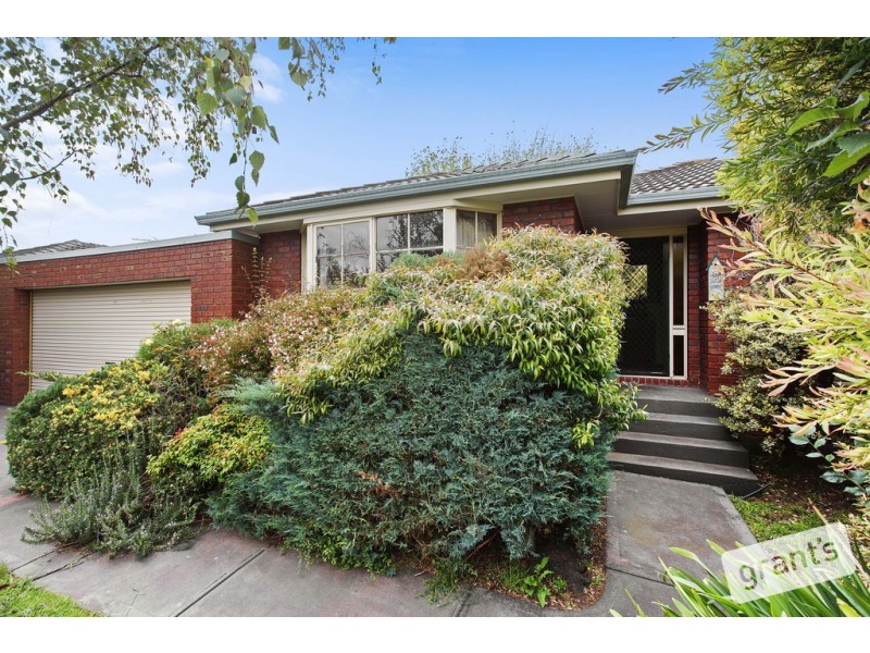 3 Fisher Close, Berwick VIC 3806