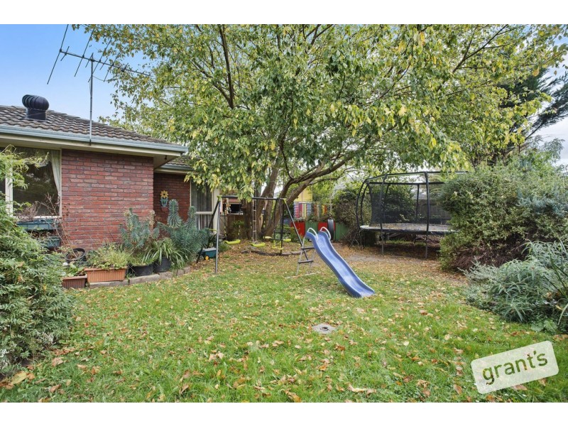 3 Fisher Close, Berwick VIC 3806