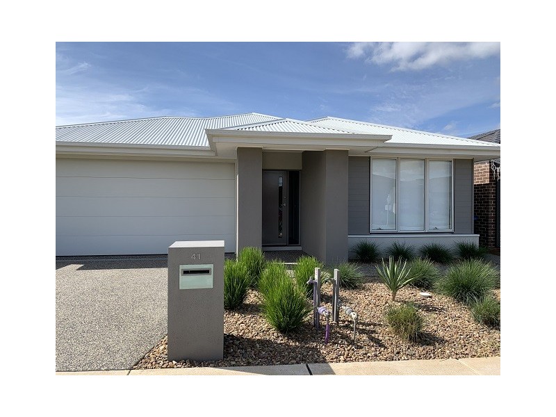 41 Terra Firma Circuit, Clyde VIC 3978
