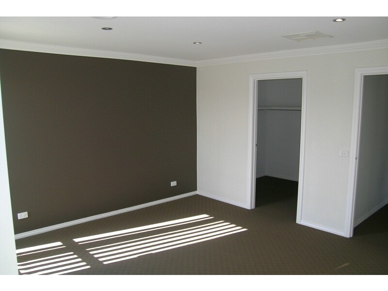 43 Piermont Drive, Berwick VIC 3806