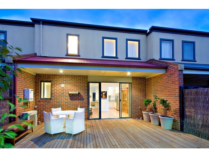 33/18-26 Marlesford Crescent, Berwick VIC 3806