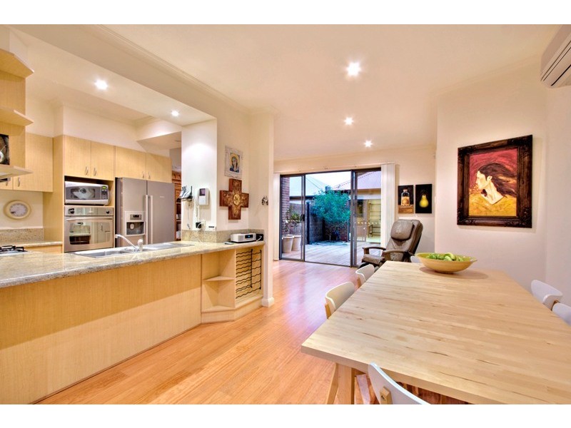 33/18-26 Marlesford Crescent, Berwick VIC 3806