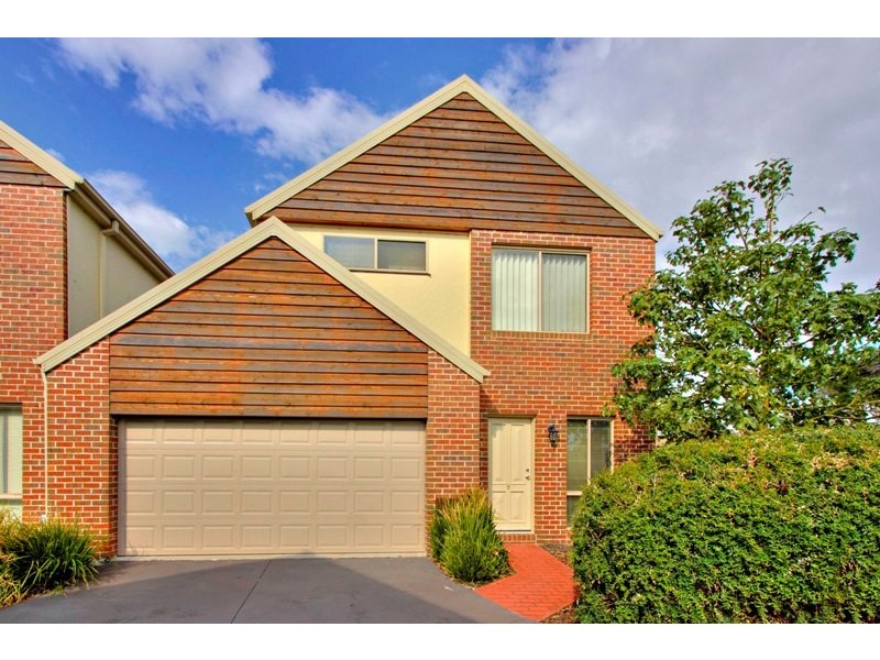 5/2-6 Jerilderie Drive, Berwick VIC 3806