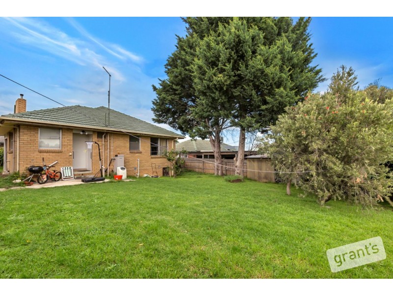 5 Deveney Street, Pakenham VIC 3810