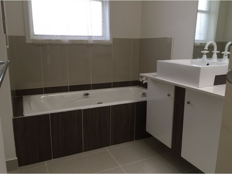 4 Moran Street, Narre Warren VIC 3805