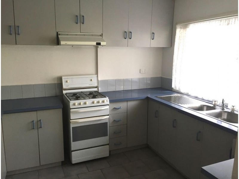 4 Moran Street, Narre Warren VIC 3805