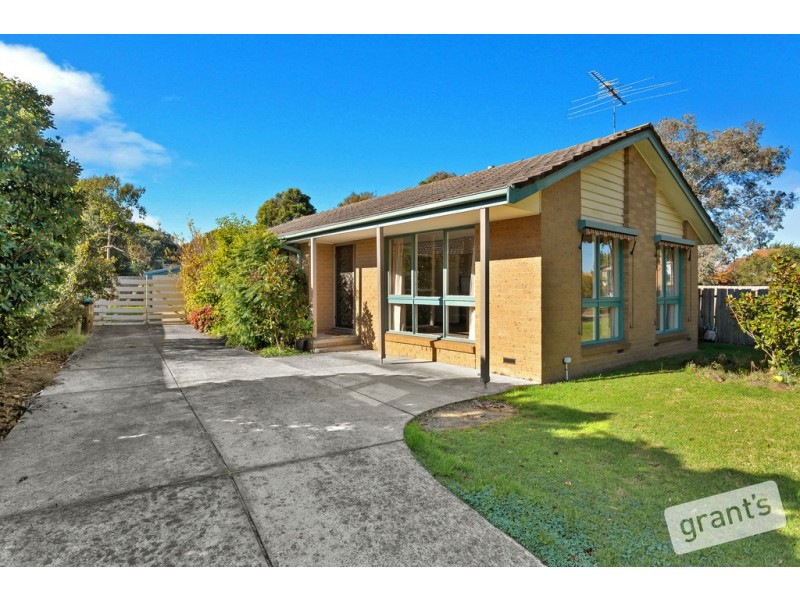 7 Carluke Close, Berwick VIC 3806