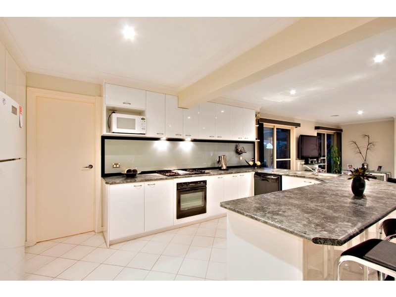 20 Harwood Court, Berwick VIC 3806