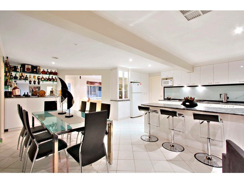 20 Harwood Court, Berwick VIC 3806