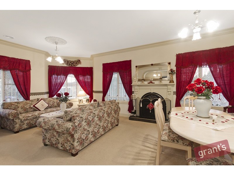 21 Ellen Road, Narre Warren South VIC 3805