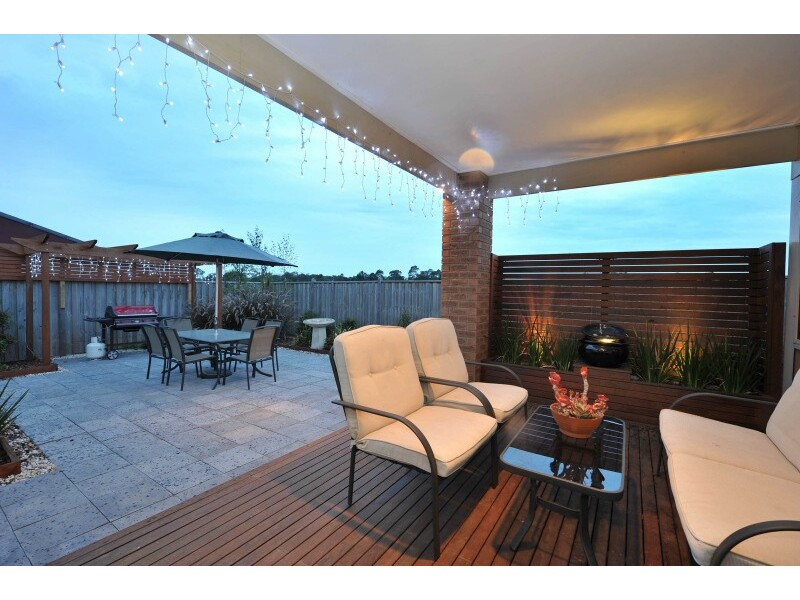 18 Kimberley Downs Court, Narre Warren South VIC 3805