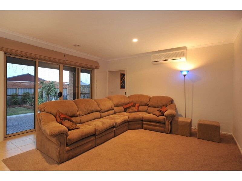 18 Kimberley Downs Court, Narre Warren South VIC 3805