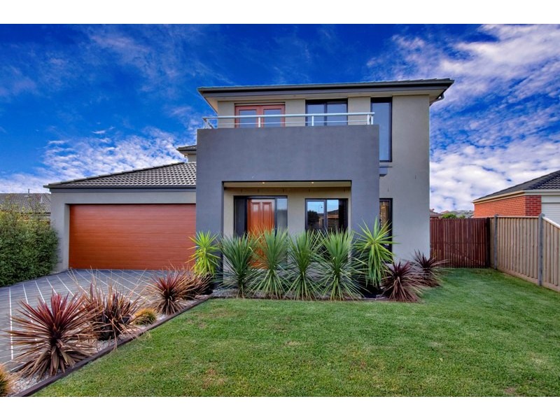 2 Flowerfield Court, Berwick VIC 3806