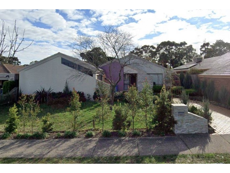 3 Neilian Retreat, Berwick VIC 3806