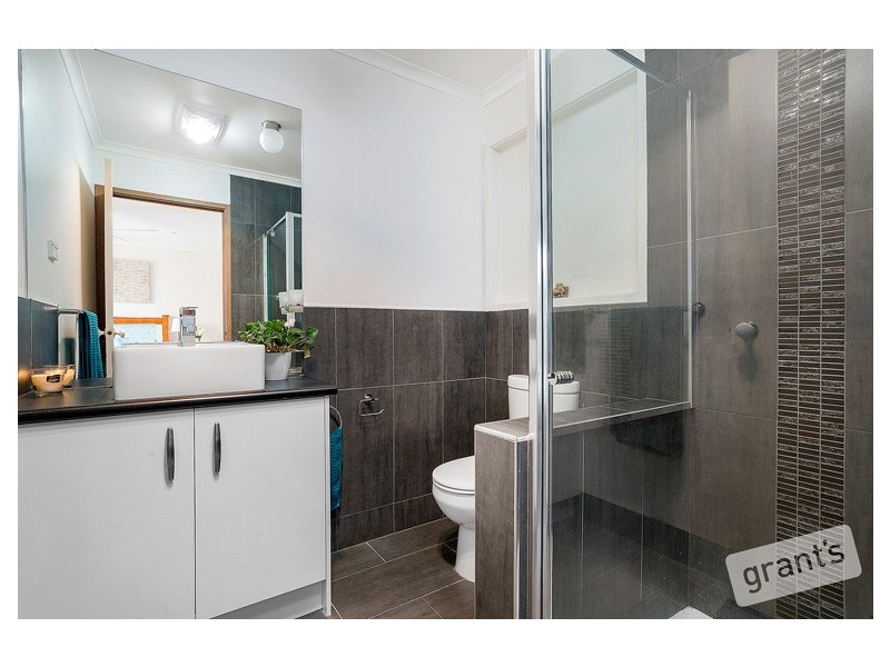 3 Neilian Retreat, Berwick VIC 3806