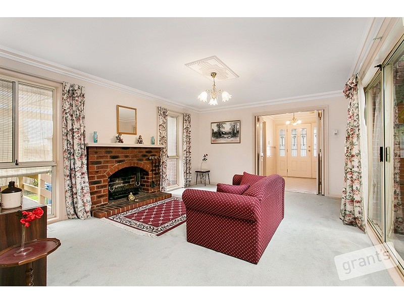 26 Chirnside Road, Berwick VIC 3806