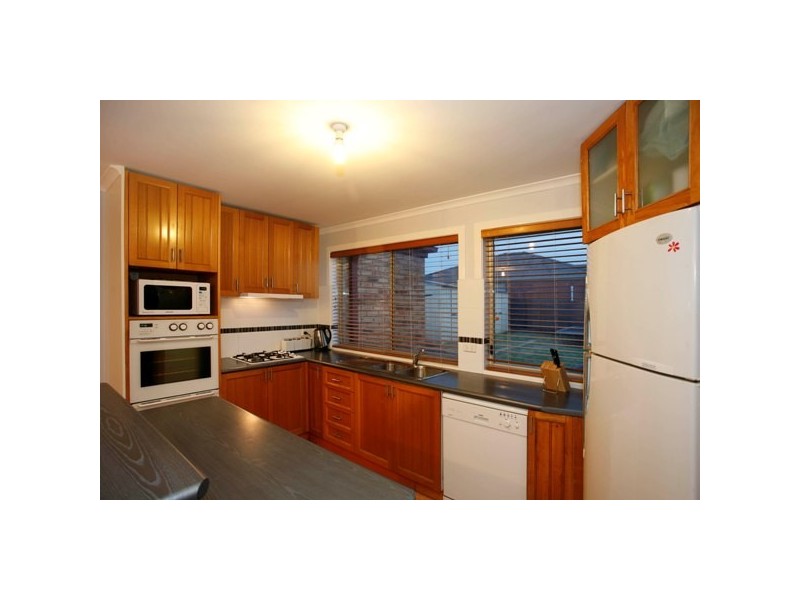 81 Golf Links Road, Berwick VIC 3806