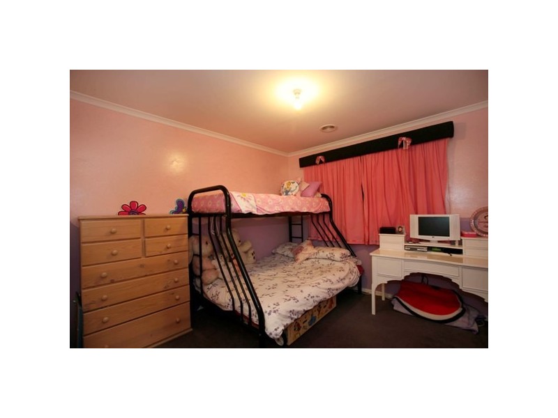 81 Golf Links Road, Berwick VIC 3806