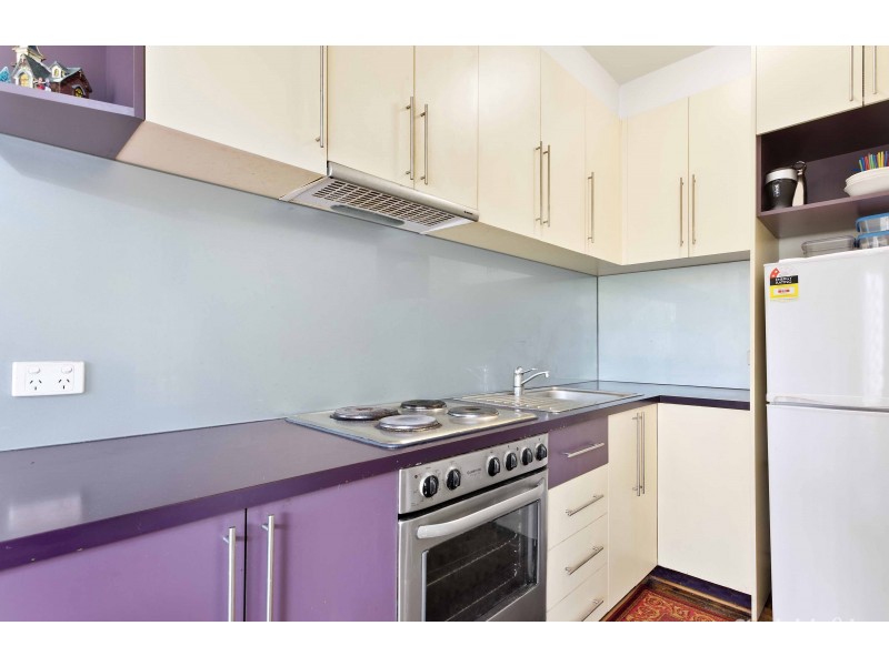 2/2 Maroona Road, Carnegie VIC 3163