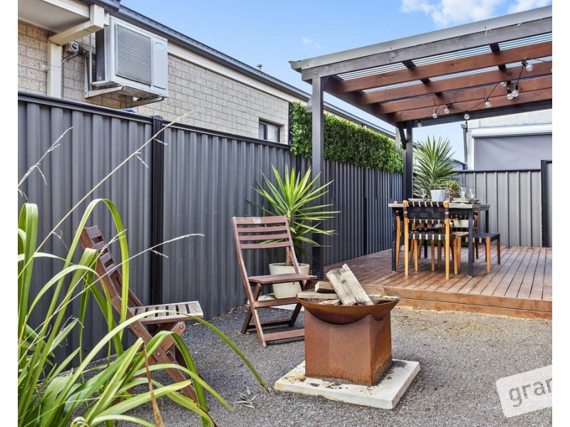 115 Selandra Boulevard, Clyde North VIC 3978