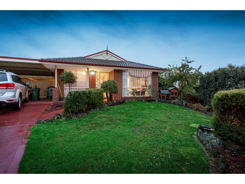 9 Norman Place, Narre Warren VIC 3805