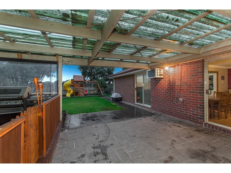 9 Norman Place, Narre Warren VIC 3805