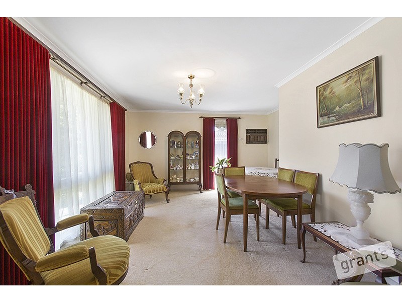 35 Cheviot Avenue, Berwick VIC 3806