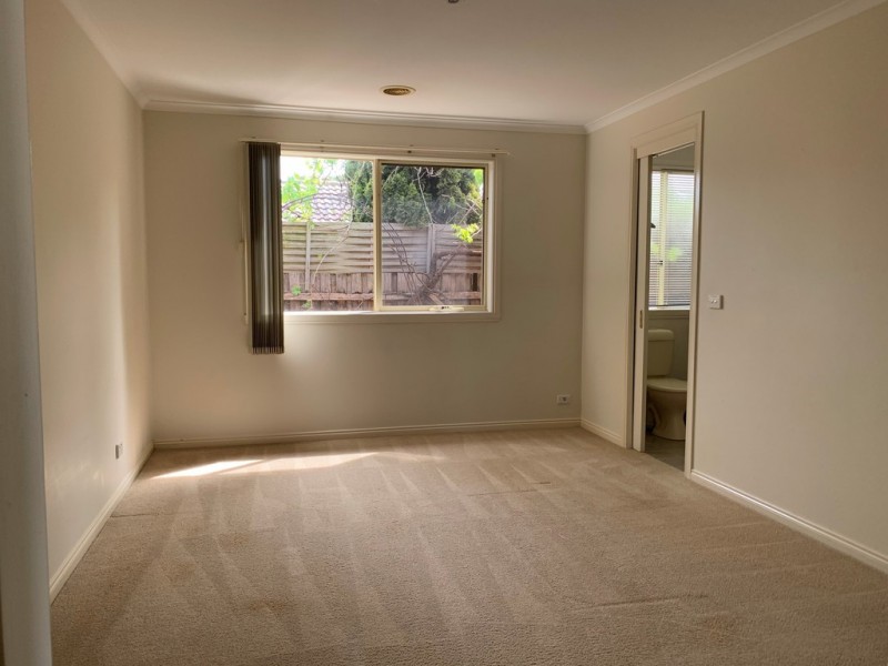 98 Cairns Road, Hampton Park VIC 3976