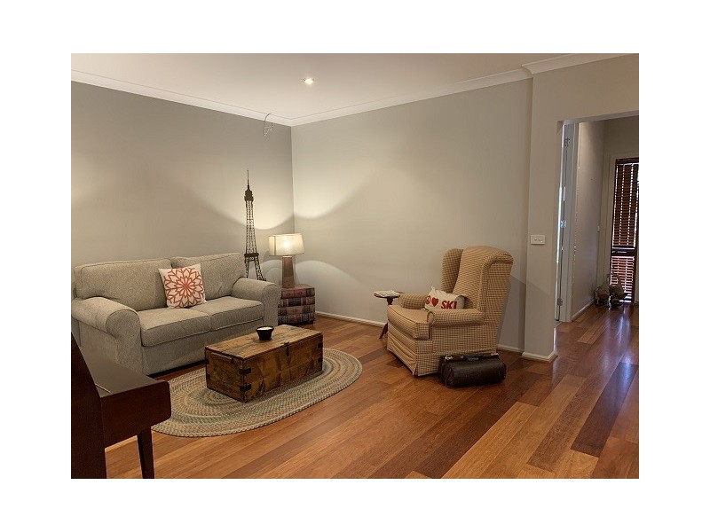 42 Wurundjeri Boulevard, Berwick VIC 3806