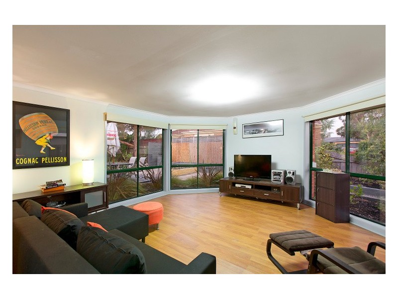 6 Stephanie Close, Berwick VIC 3806