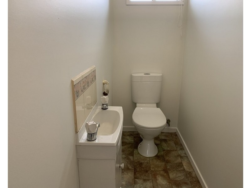 18A Templeton Cres, Pakenham VIC 3810