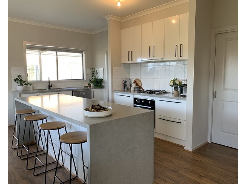 41 Fairweather Parade, Officer VIC 3809