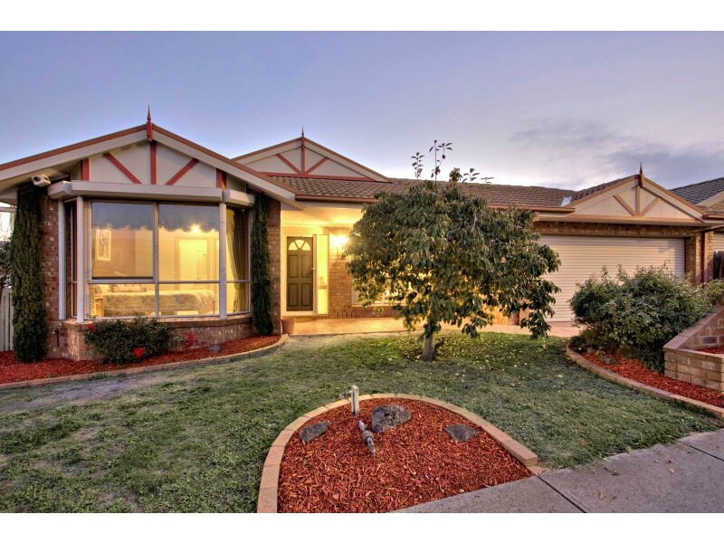 13 Ryelands Drive, Narre Warren VIC 3805