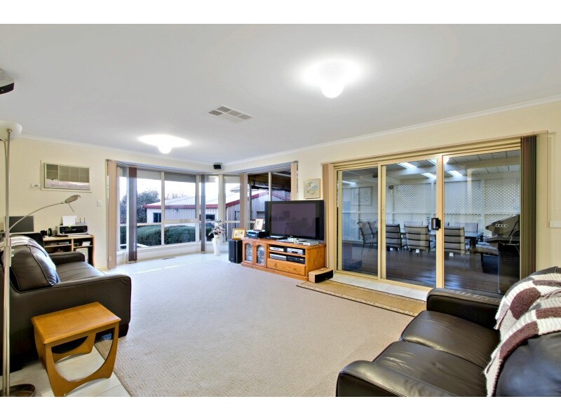 13 Ryelands Drive, Narre Warren VIC 3805