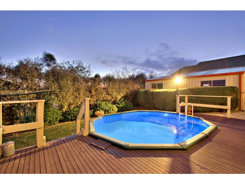 13 Ryelands Drive, Narre Warren VIC 3805