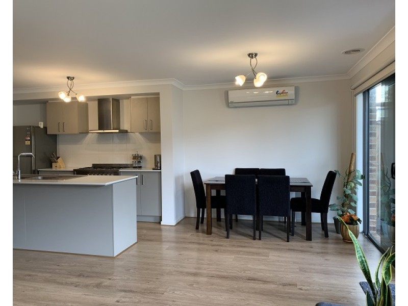 89 Lineham Drive, Cranbourne East VIC 3977