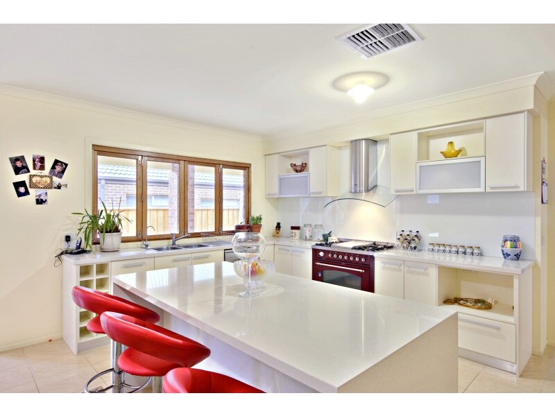 7 Premier Drive, Berwick VIC 3806