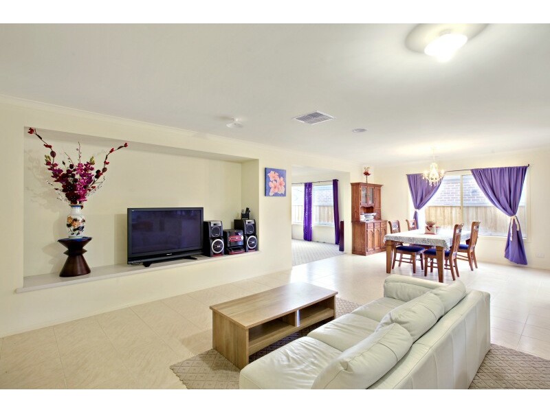 7 Premier Drive, Berwick VIC 3806