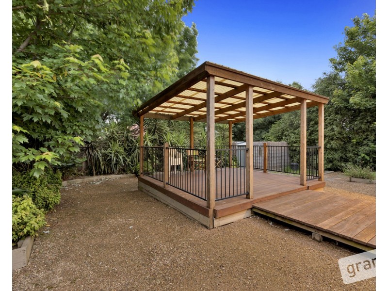 10 Wilmott Close, Berwick VIC 3806